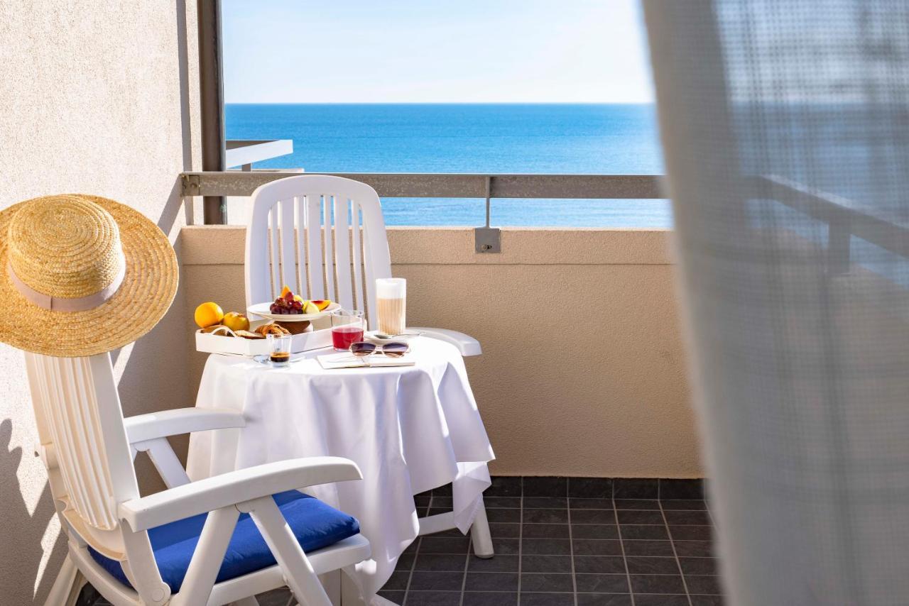 Unahotels Imperial Sport Hotel Pesaro Luaran gambar