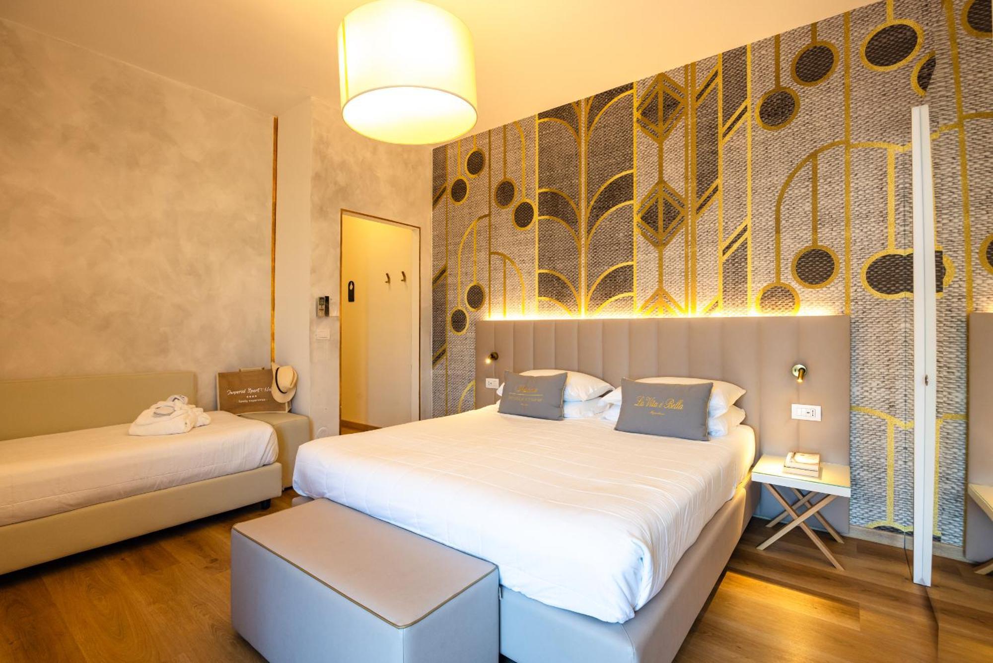Unahotels Imperial Sport Hotel Pesaro Luaran gambar
