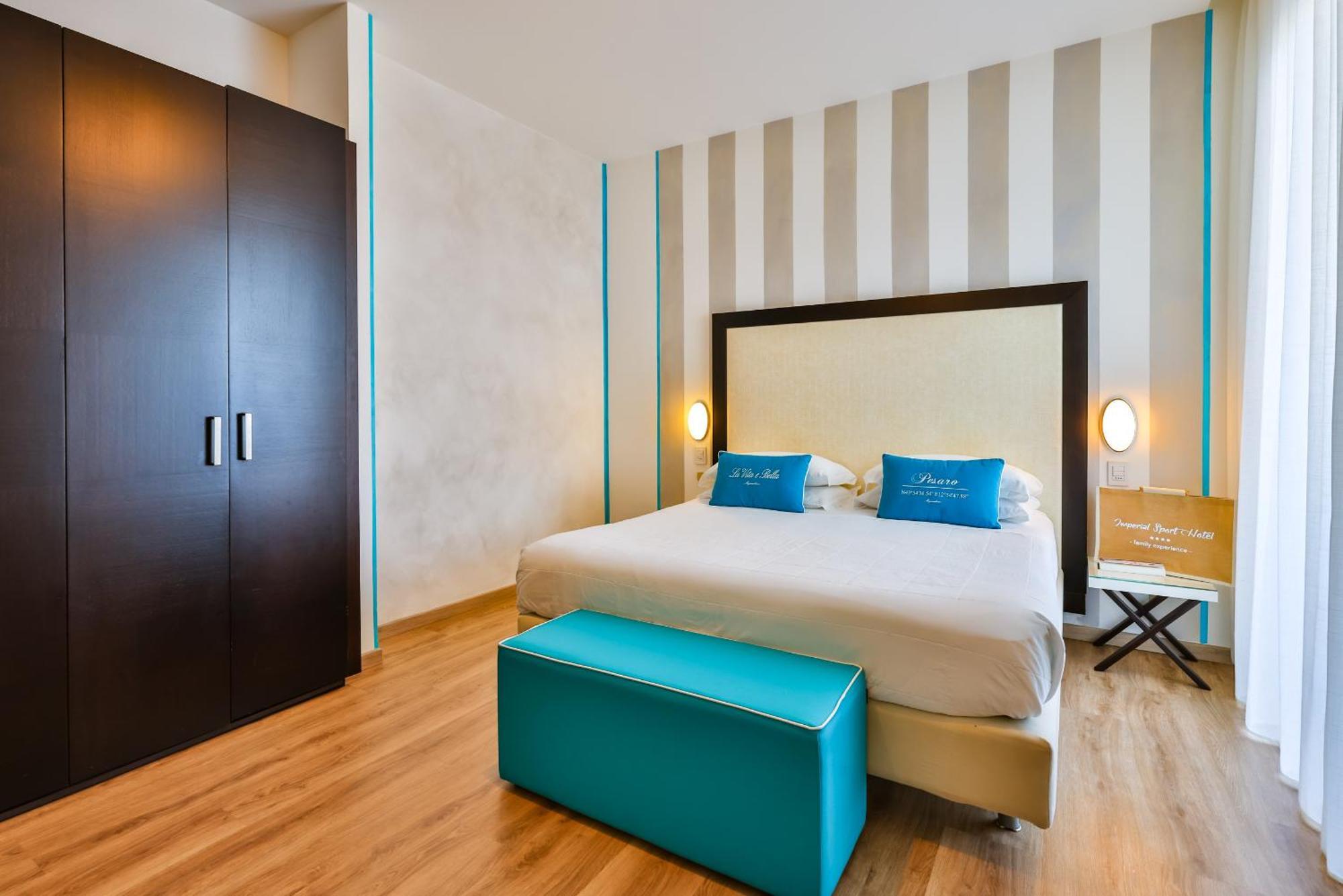 Unahotels Imperial Sport Hotel Pesaro Luaran gambar