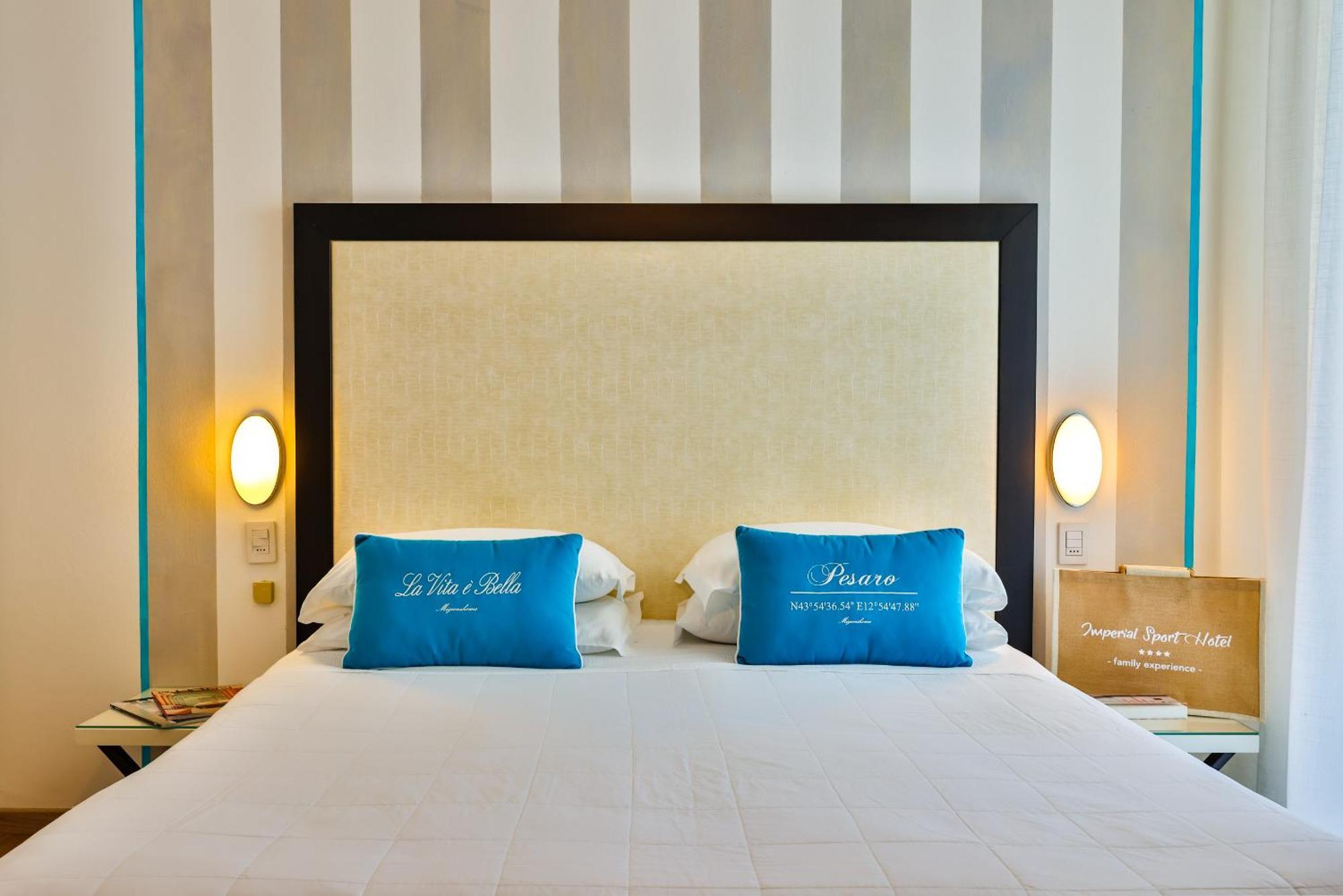 Unahotels Imperial Sport Hotel Pesaro Luaran gambar