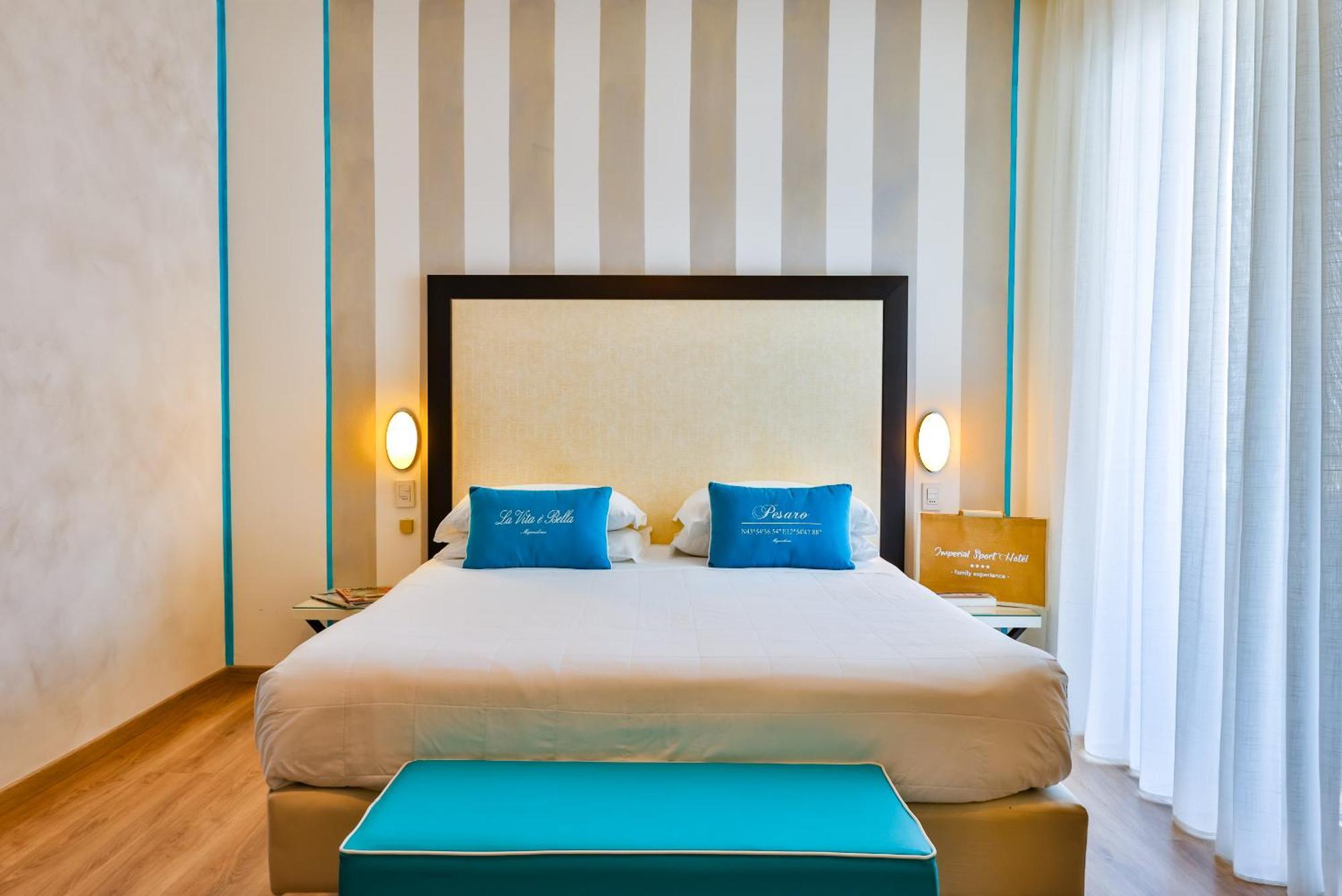 Unahotels Imperial Sport Hotel Pesaro Luaran gambar